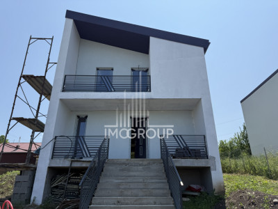 EXCLUSIVITATE! Casă semifinisată în Jucu de Sus. 