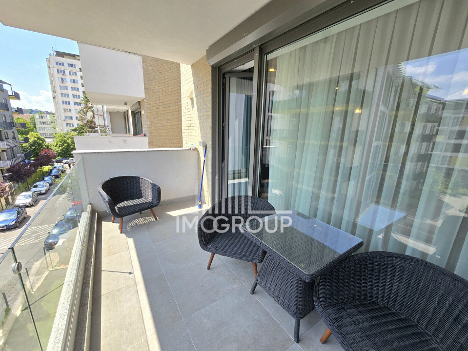 Vanzare apartament 2 camere zona Semicentrala cu garaj