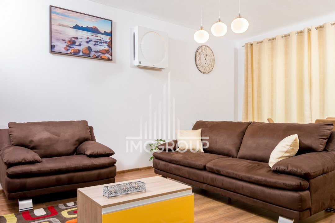 Apartament tip penthouse lux 3 camere cu panorama si terasa de inchiriat