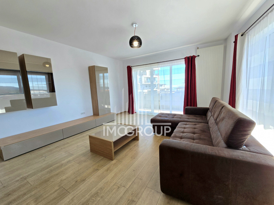 Apartament modern cu 3 camere, 2 băi și terasă de 30 mp, garaj