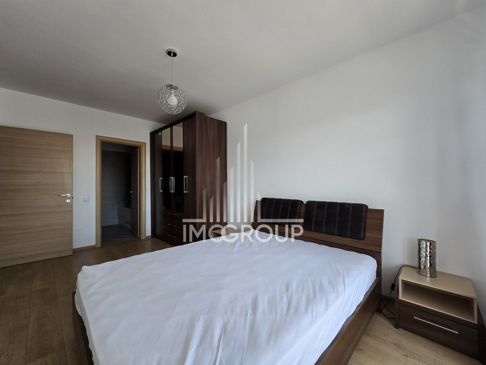 Apartament modern cu 3 camere, 2 băi și terasă de 30 mp, garaj