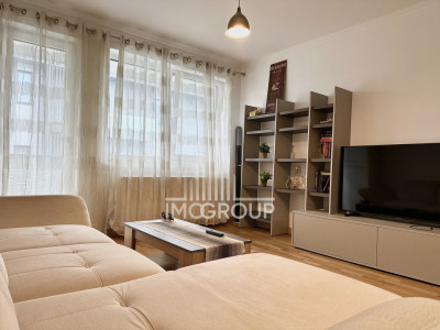 Apartament cu 2 camere, zona Vivo. 
