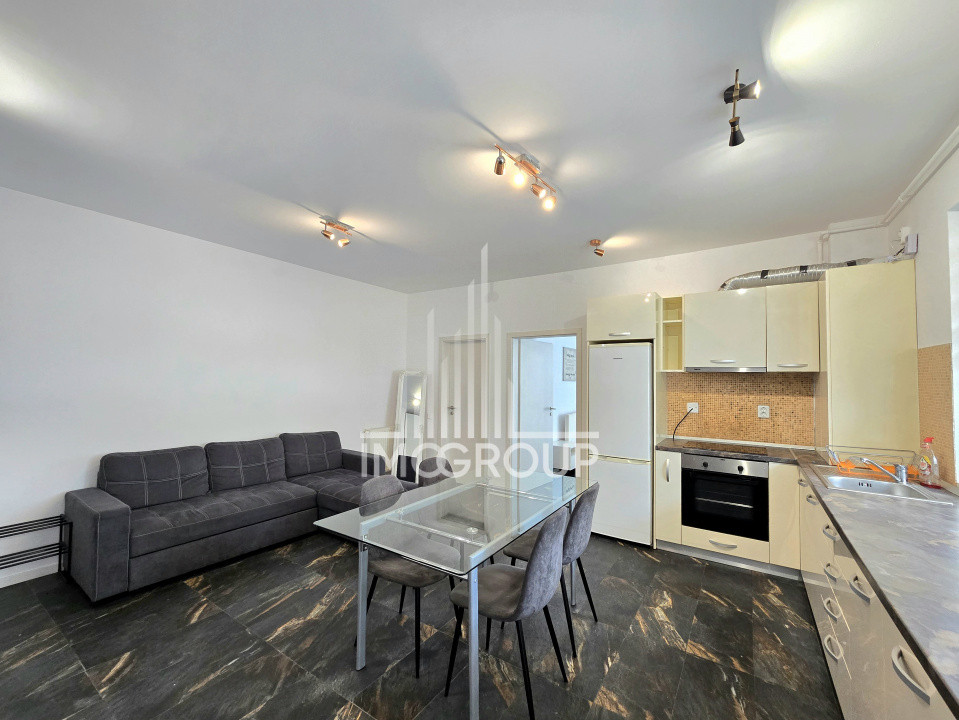 Apartament de inchiriat cu 3 camere, 2 parcari, boxa in Buna Ziua