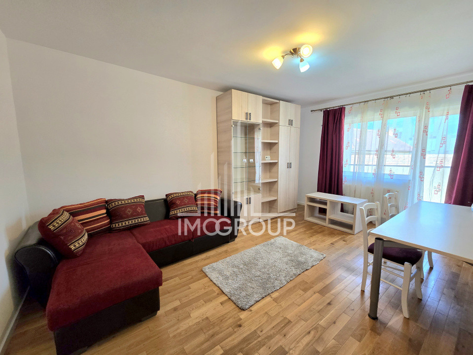 Apartament de inchiriat 2 cam decomandate in zona centrala