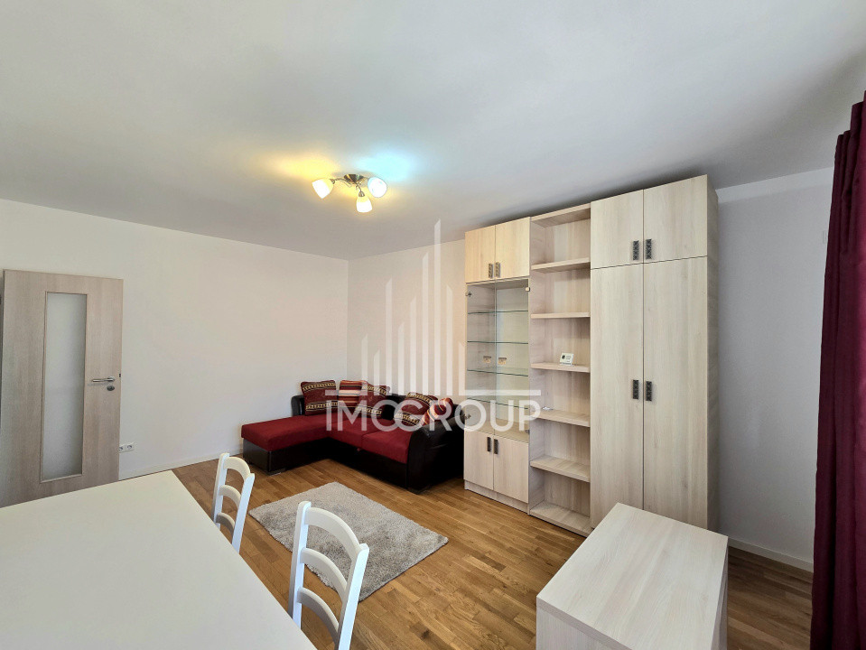Apartament de inchiriat 2 cam decomandate in zona centrala