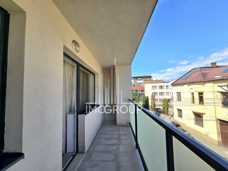 Apartament de inchiriat 2 cam decomandate in zona centrala