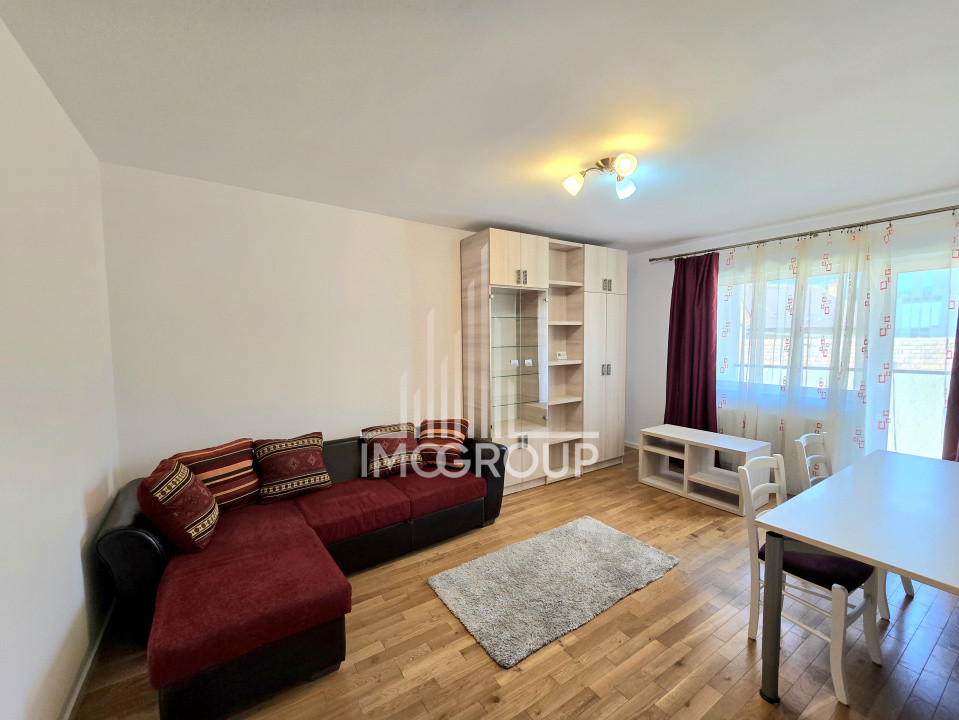 Apartament de inchiriat 2 cam decomandate in zona centrala