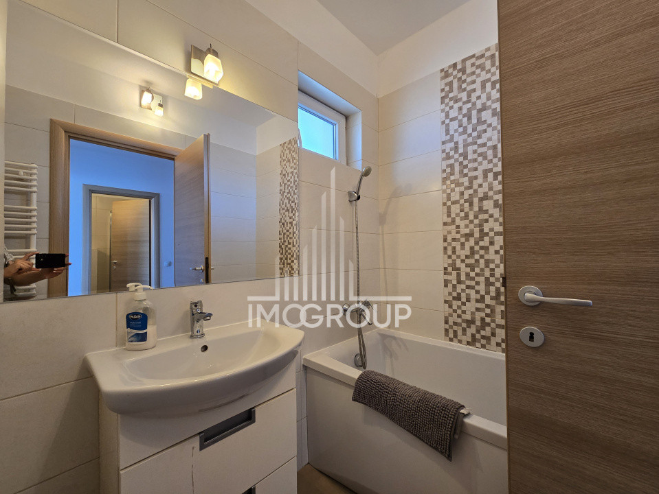Apartament de lux 3 cam de inchiriat cu terasa panaoramic - Buna Ziua