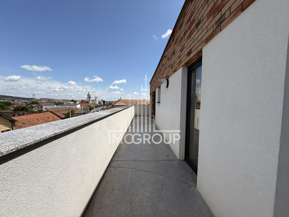 Apartament 3 camere |Terasă 17 mp | Parcare subterană | 2 băi | zona Traian Vuia