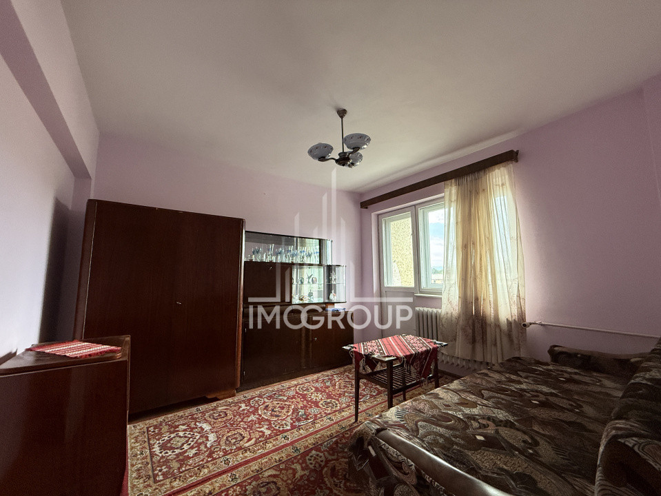 Apartament 2 camere | Zona Transylvania College | Etaj intermediar | Terasa 10mp