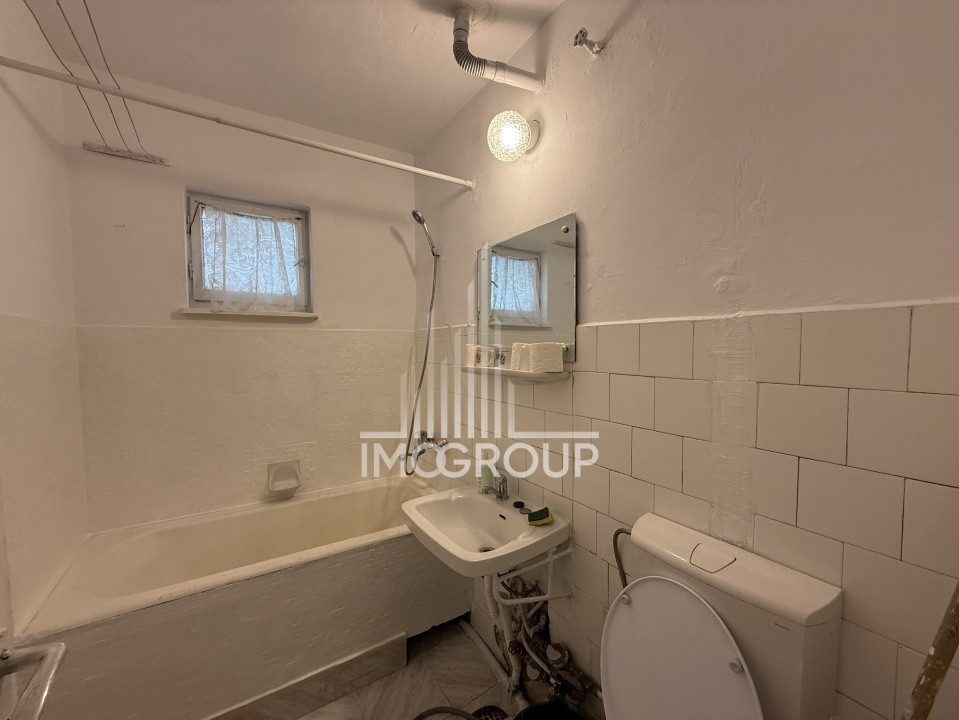 Apartament 2 camere | Zona Transylvania College | Etaj intermediar | Terasa 10mp