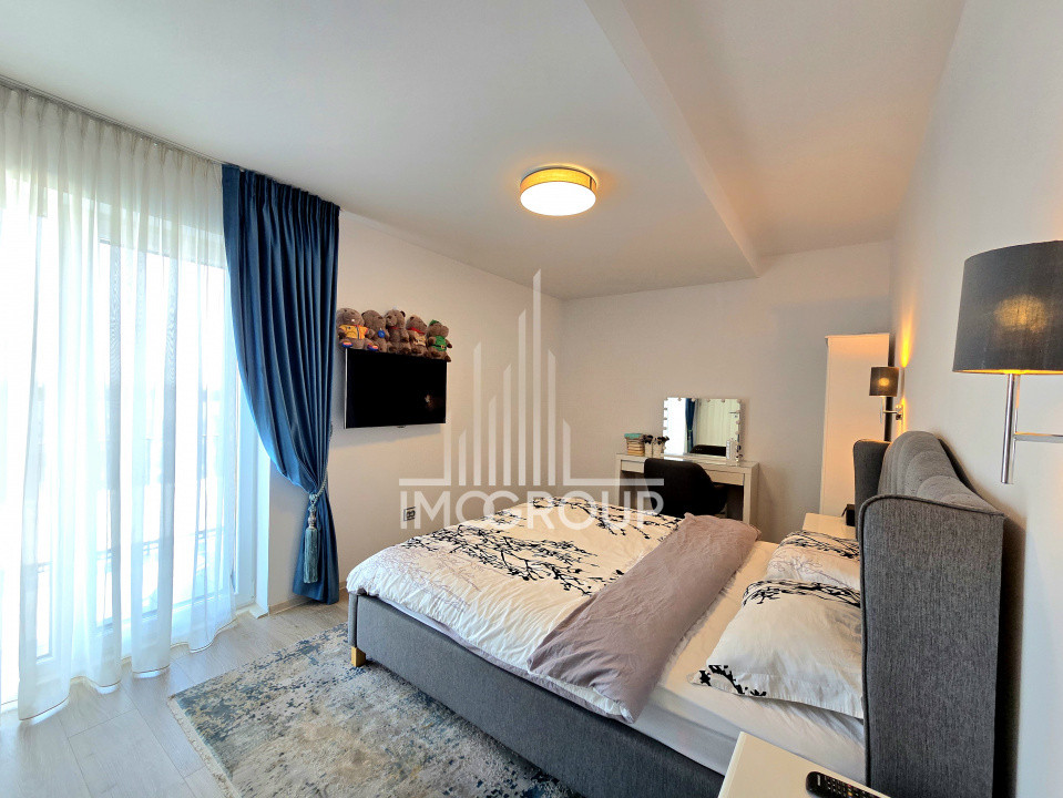 Apartament superb 2 camere de inchiriat,terasa, view 2 parcari si boxa