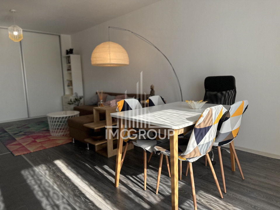 Apartament cu 2 camere, central Floresti