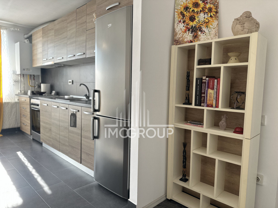 Apartament cu 2 camere, central Floresti