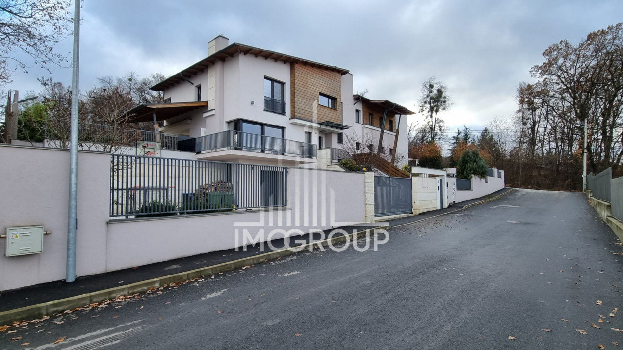 De vanzare casa superba Faget 