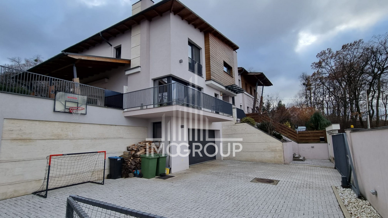 De vanzare casa superba Faget 