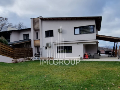 De vanzare casa superba Faget 