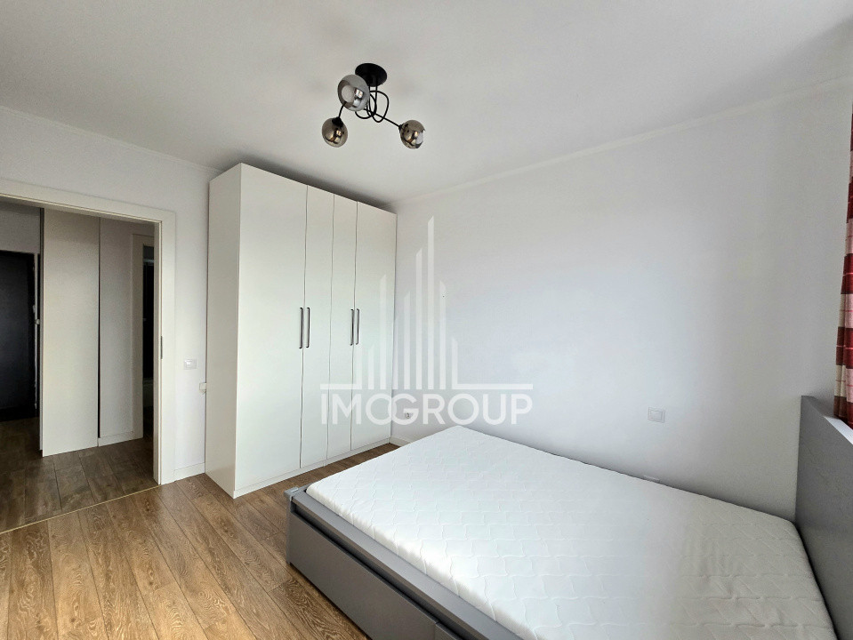 Apartament de inchiriat 3 camere si 2 bai in zona Semicentrala