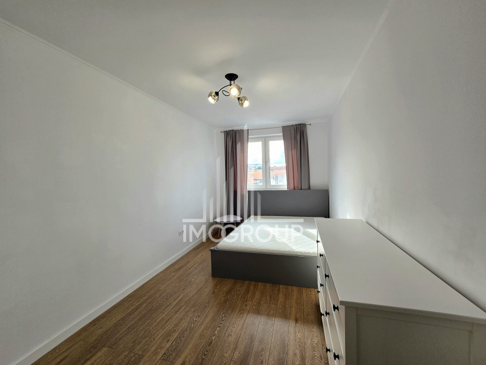Apartament de inchiriat 3 camere si 2 bai in zona Semicentrala