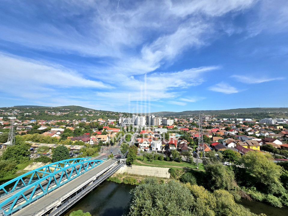 Apartament modern cu 2 camere,  vedere panoramică către Someș