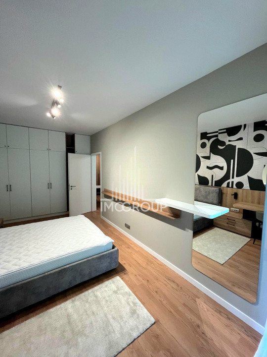 Inchiriez apartament NOU 2 camere cu grădină, garaj prima închiriere