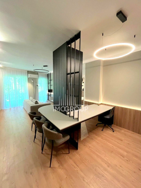 Inchiriez apartament NOU 2 camere cu grădină, garaj prima închiriere