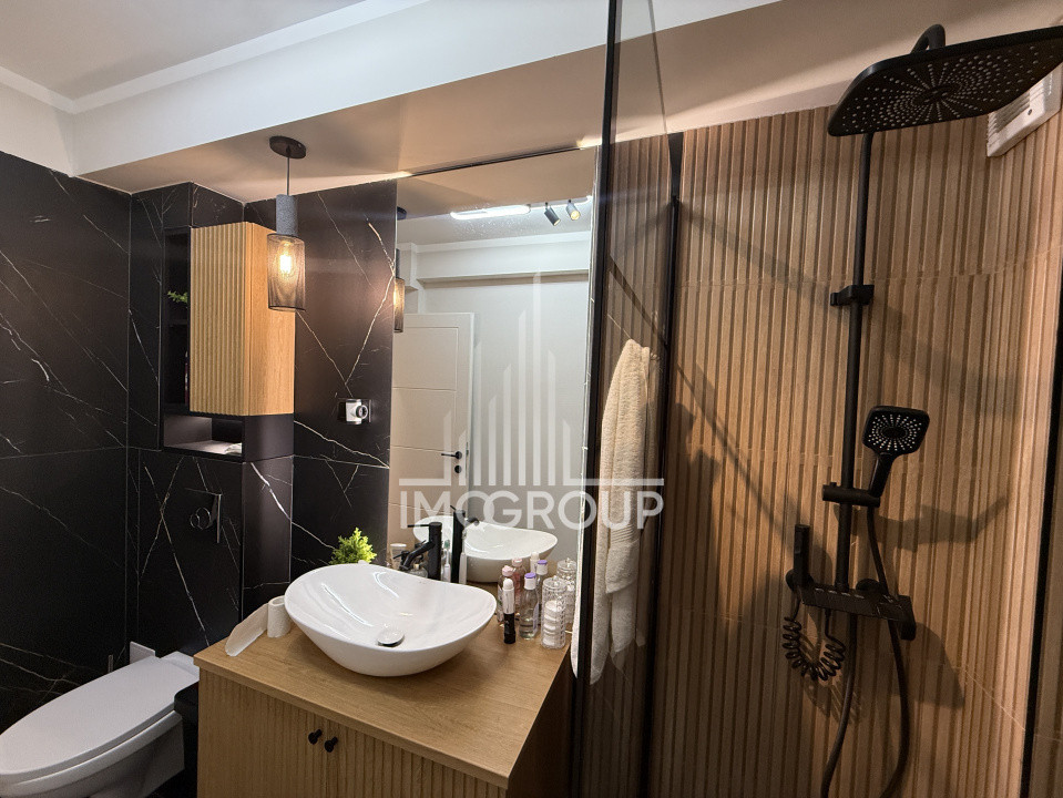 Apartament Ultracentral | 2 camere decomandate | Lux | Etaj 2 | Balcon 