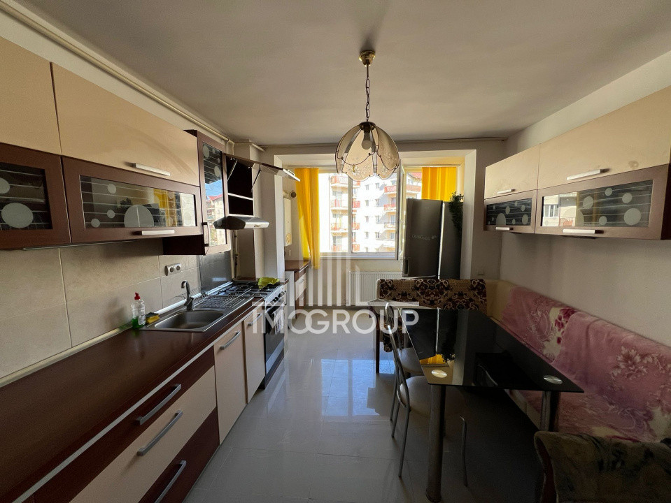 De vânzare – Apartament 2 camere, 58 mp 2 balcoane parcare boxa