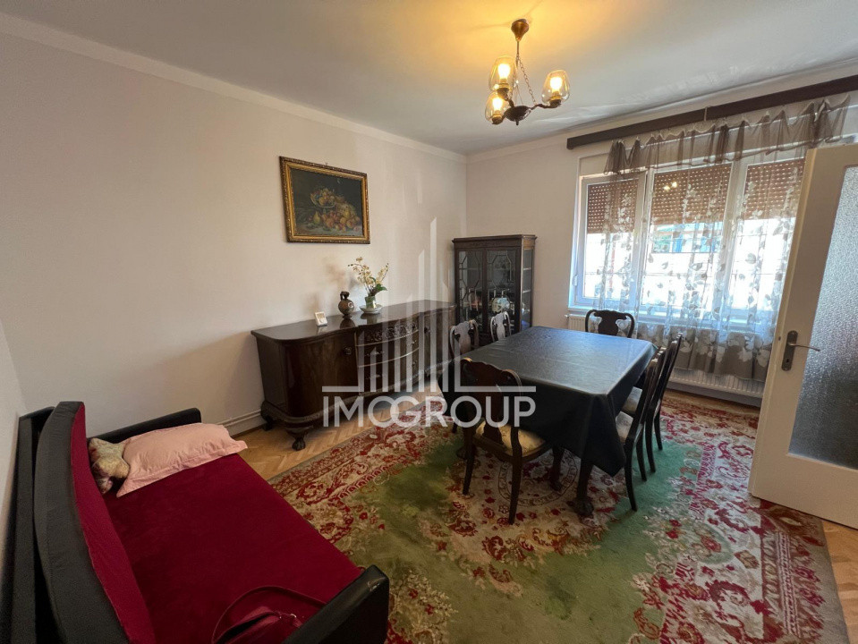 De inchiriat apartament 3 camere Central Pitești