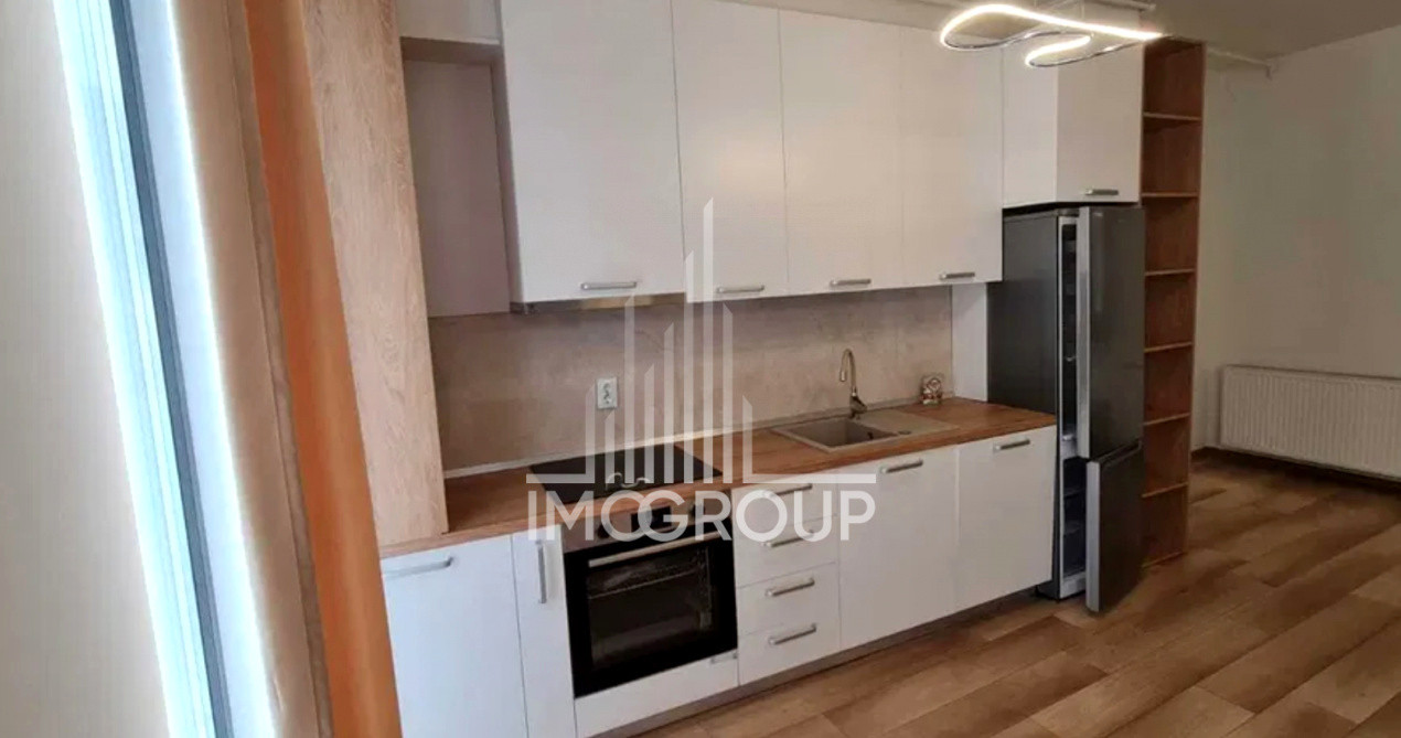 Apartament 3 cam de închiriat, 2 bai, garaj, str. Ploiești, zona centrală