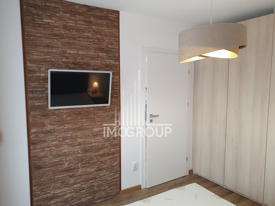 Apartament 2 camere de inchiriat cu garaj in Ansamblul Luminia