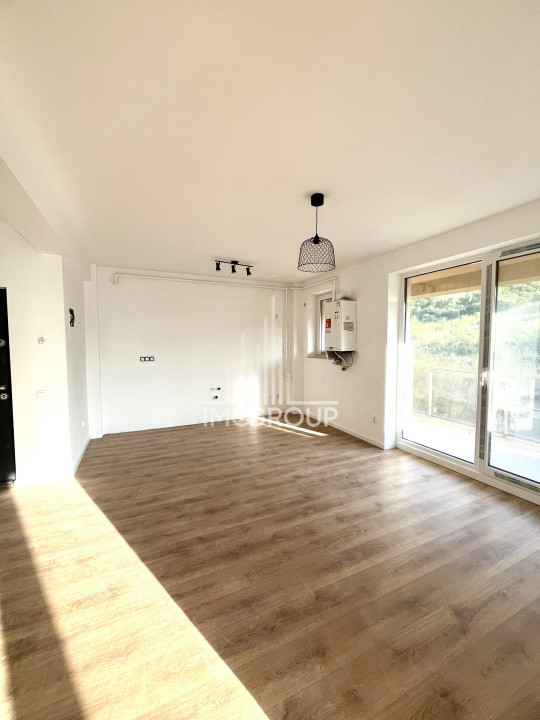 Penthouse ultrafinisat 3 camere | 2 bai | 3 terase | posibilitate parcare |Terra
