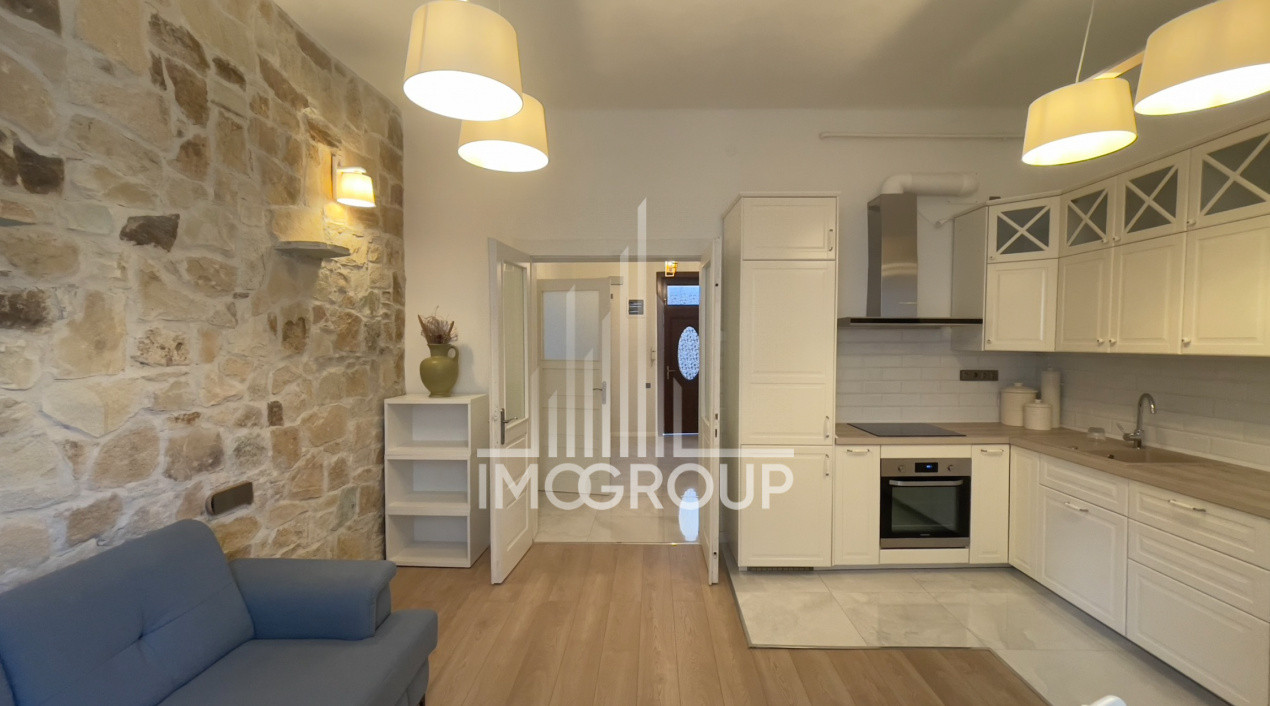 Apartament cu 2 camere de inchiriat - zona Semicentrala