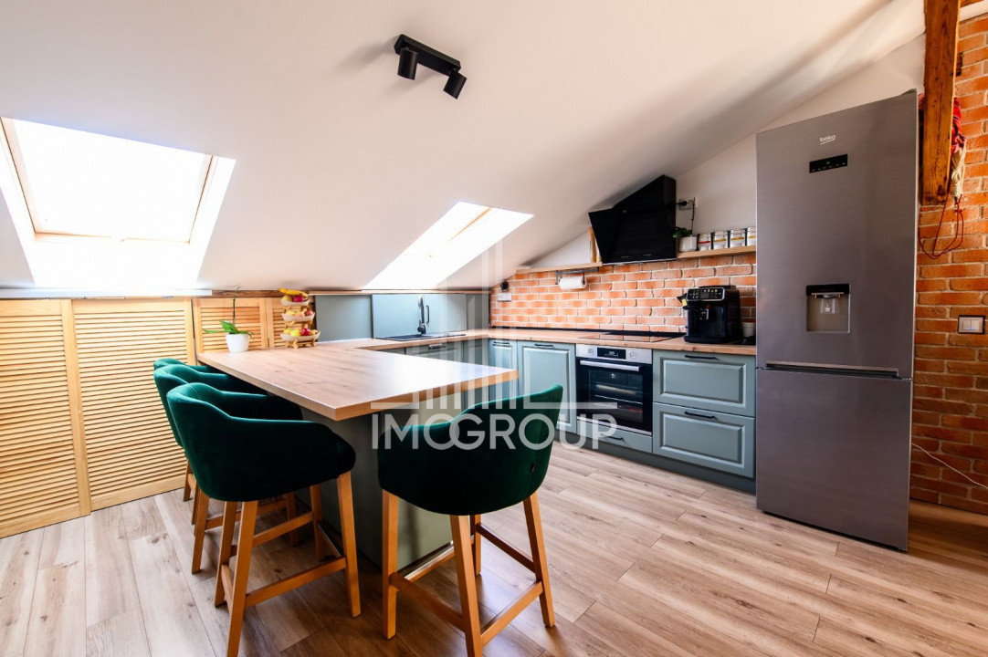 Apartament de inchiriat in centru 3 camere, UMF