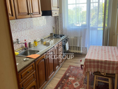 Apartametn de inchiriat, 2 camere decomandate, etaj intermediar Gheorgheni