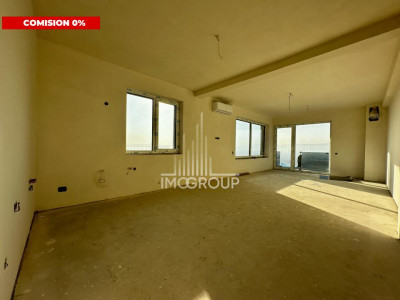 Duplex modern NZEB cu rooftop panoramic și garaj, situat pe o stradă liniștită, 