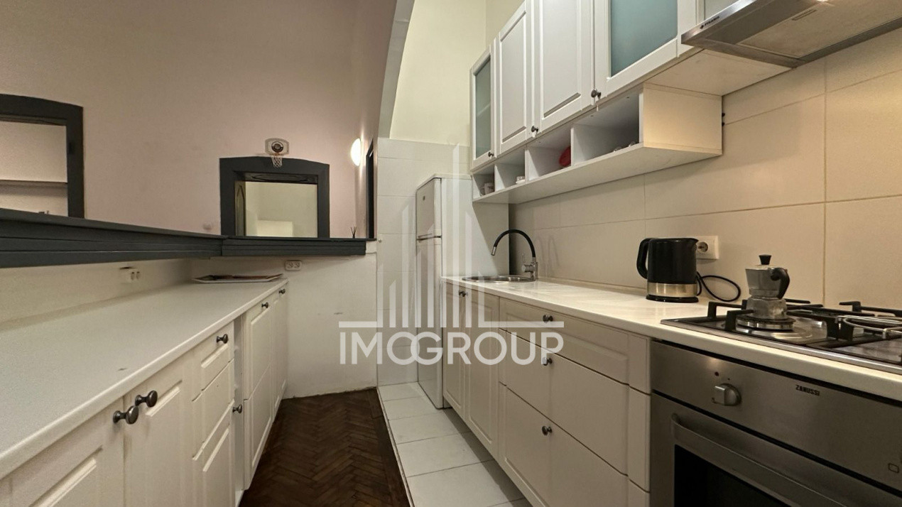 Apartament cochet de vânzare în centrul Clujului – tavan înalt, zonă excelentă!