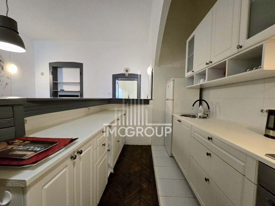 Apartament cochet de vânzare în centrul Clujului – tavan înalt, zonă excelentă!