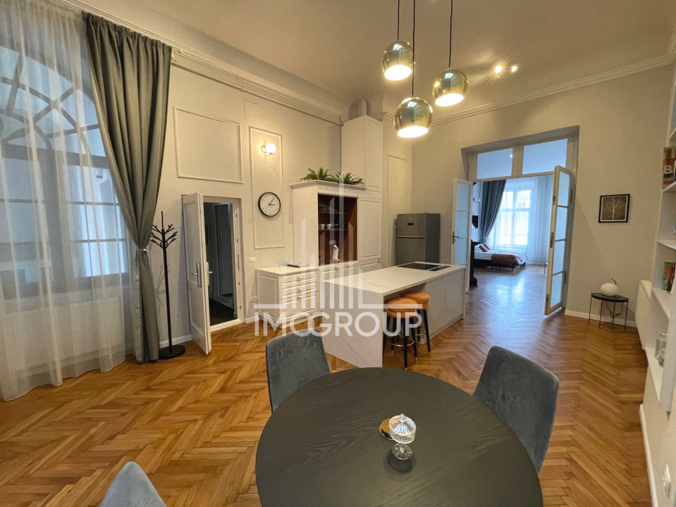 Apartament deosebit de închiriat–Bd. Eroilor, Cluj– în inima orașului