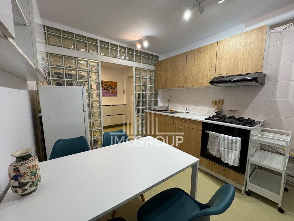 Apartament cu 3 camere, decomandat, balcon la Parter inalt, langa Piata Zorilor