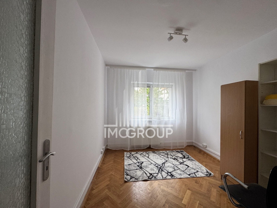 Apartament cu 3 camere, decomandat, balcon la Parter inalt, langa Piata Zorilor