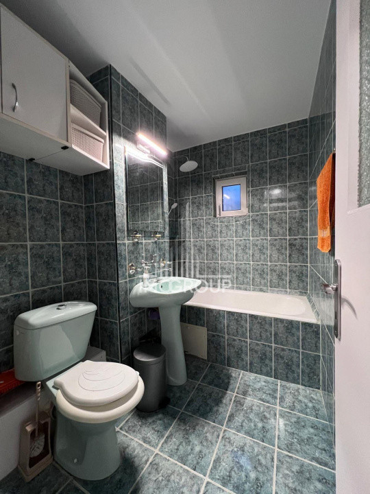 Apartament cu 3 camere, decomandat, balcon la Parter inalt, langa Piata Zorilor