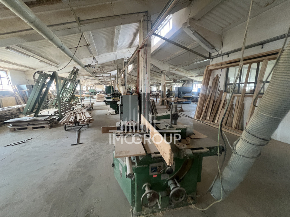 Hală producție 1600 mp – fostă tâmplărie lemn, utilată, exaustare + centrală 