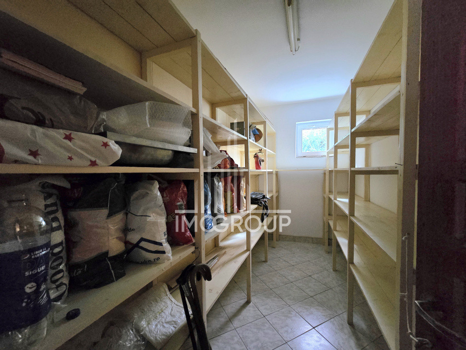 Casă individuală Gruia de inchiriat, sediu firma/rezidential, 227 mp utili 