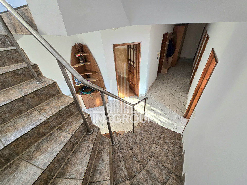 Casă individuală Gruia de inchiriat, sediu firma/rezidential, 227 mp utili 