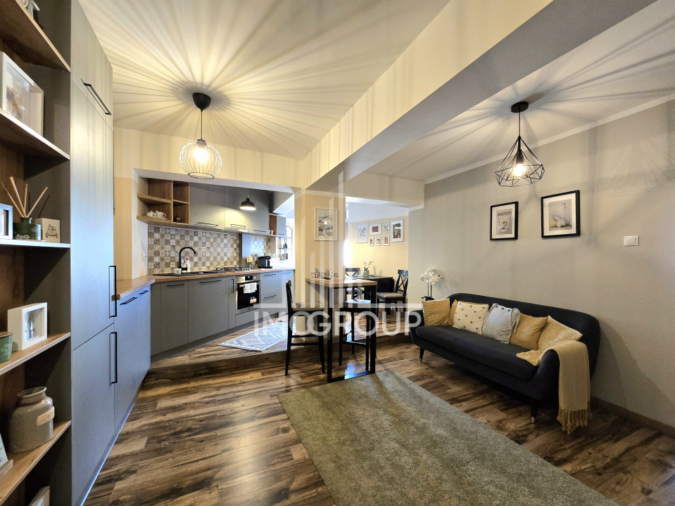 Apartament cu 3 camere de închiriat – Zona Centrală, Piața Cipariu