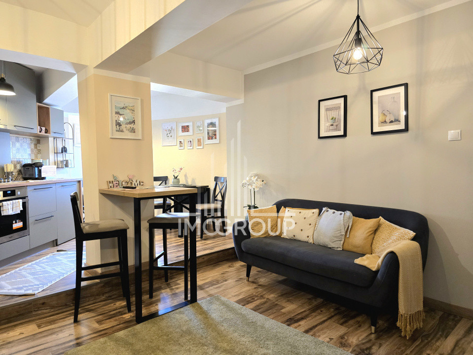 Apartament cu 3 camere de închiriat – Zona Centrală, Piața Cipariu