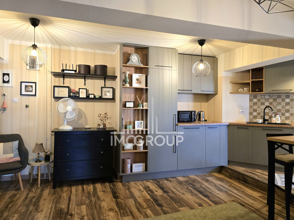 Apartament cu 3 camere de închiriat – Zona Centrală, Piața Cipariu