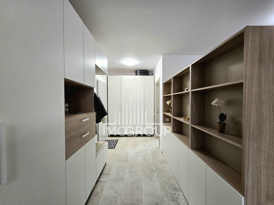 Apartament cu 1 camera si garaj de inchiriat, str Frunzisului