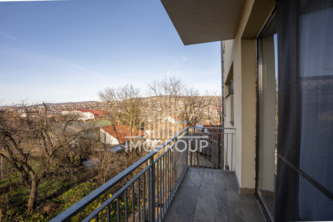 Apartament 3 camere | 2 bai | balcon | parcare subterană | Gruia | zona 7 strazi